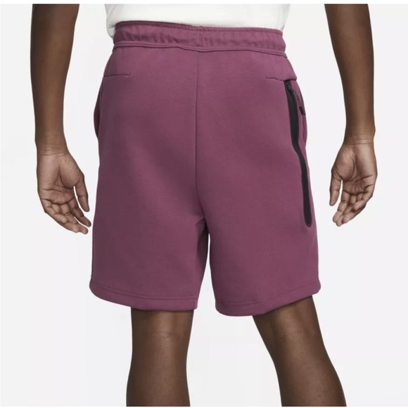 Nike Men's Tech Fleece Shorts size large - Picture 4 of 4